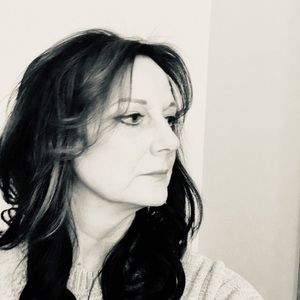 Meet your Posher, Liz